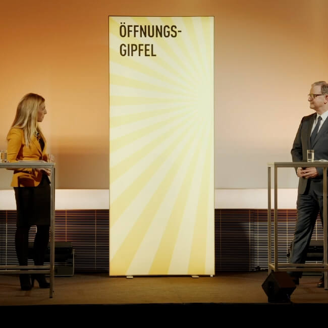 Öffnungsgipfel Standbild 1